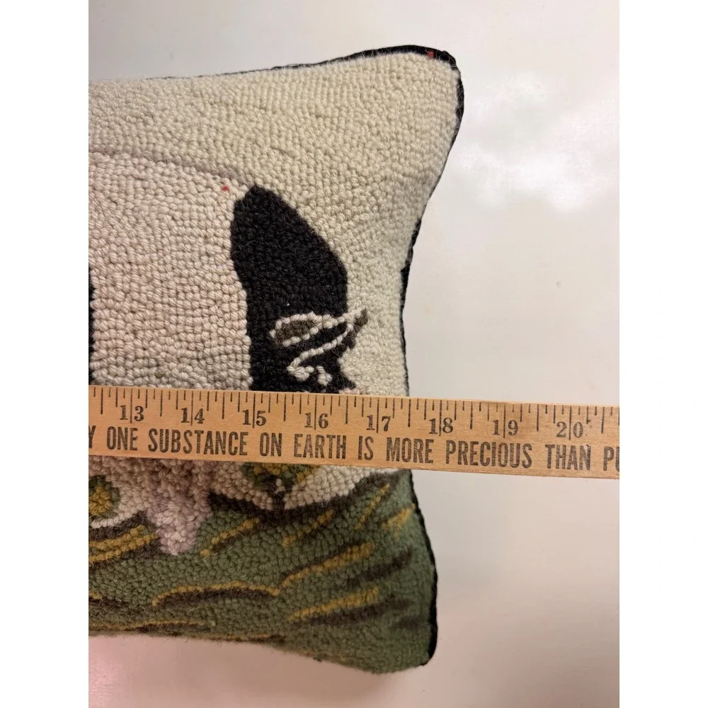 Decor Hooked Wool Pillow 18x14 Cream Black Excellent Farmhouse Pig Art